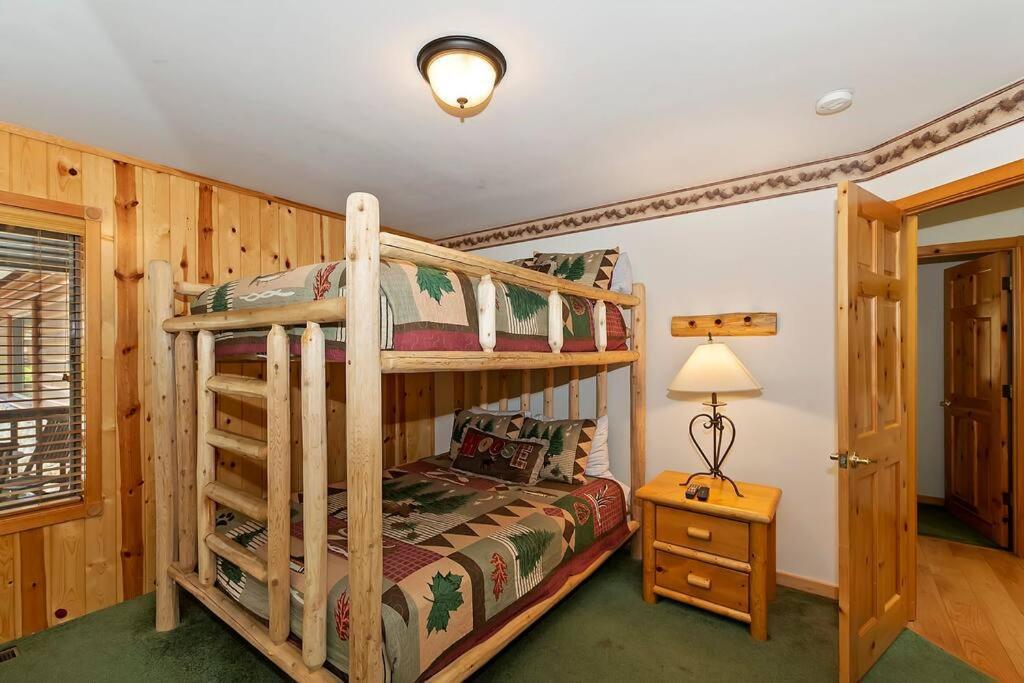 Teakwood - 3-Br Spa, Fire Pit, Quiet, Ac, Centrally Located Villa Big Bear Lake Exterior foto