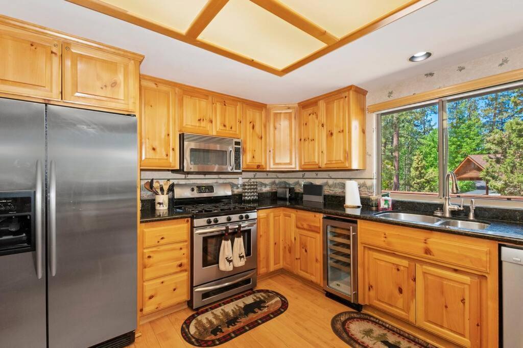 Teakwood - 3-Br Spa, Fire Pit, Quiet, Ac, Centrally Located Villa Big Bear Lake Exterior foto